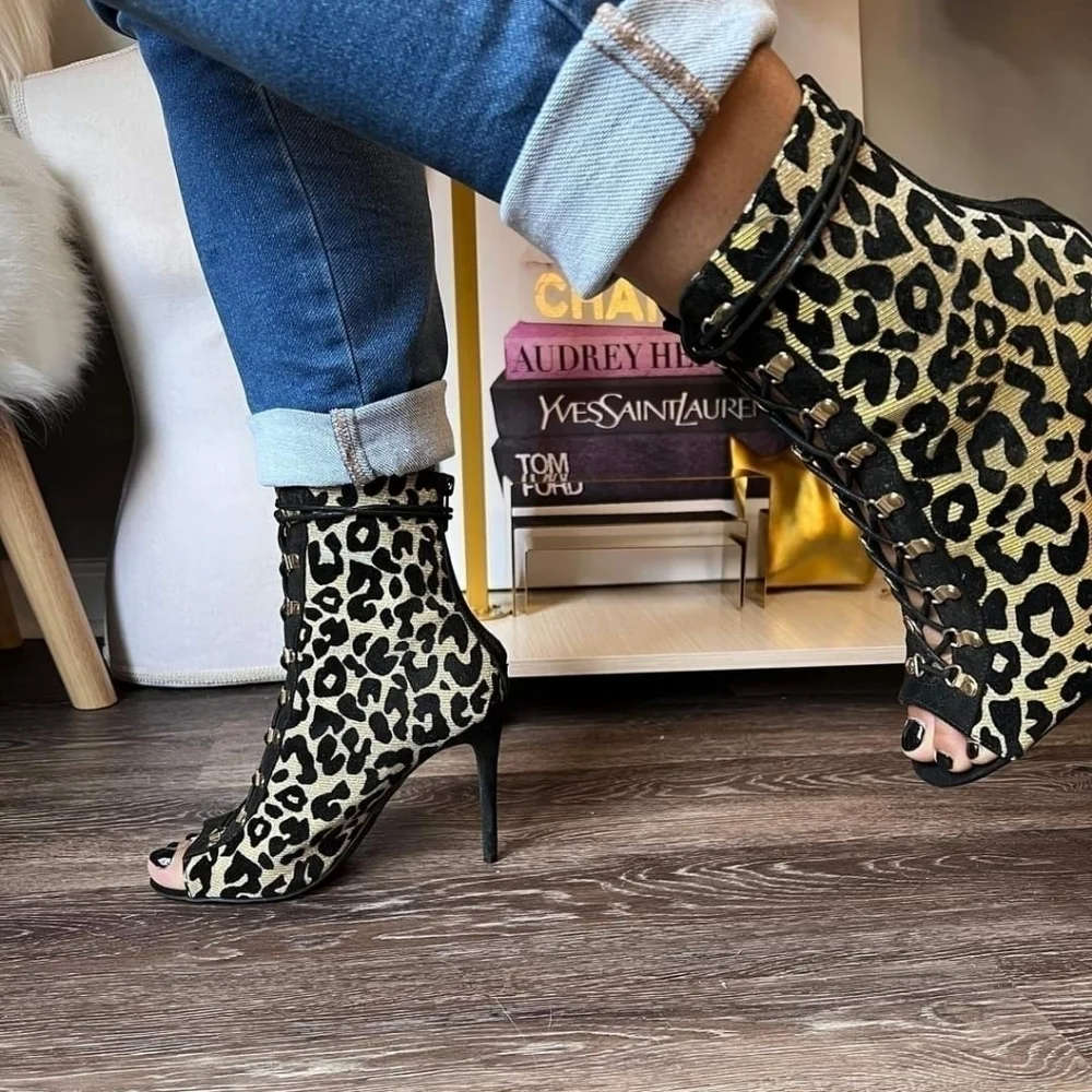 OPEN toed booties - Picture 1 of 3